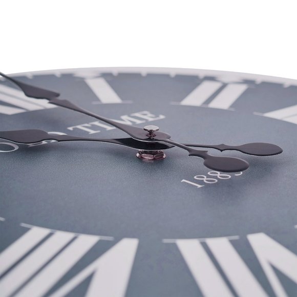 Clock - Picture 3 of 3